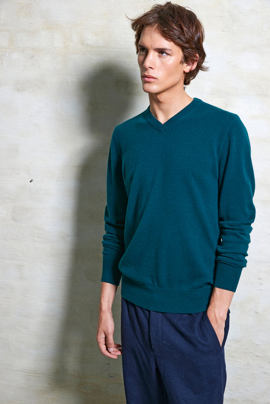 #2309 - Mens V-Neck Sweater in Pure Cashmere