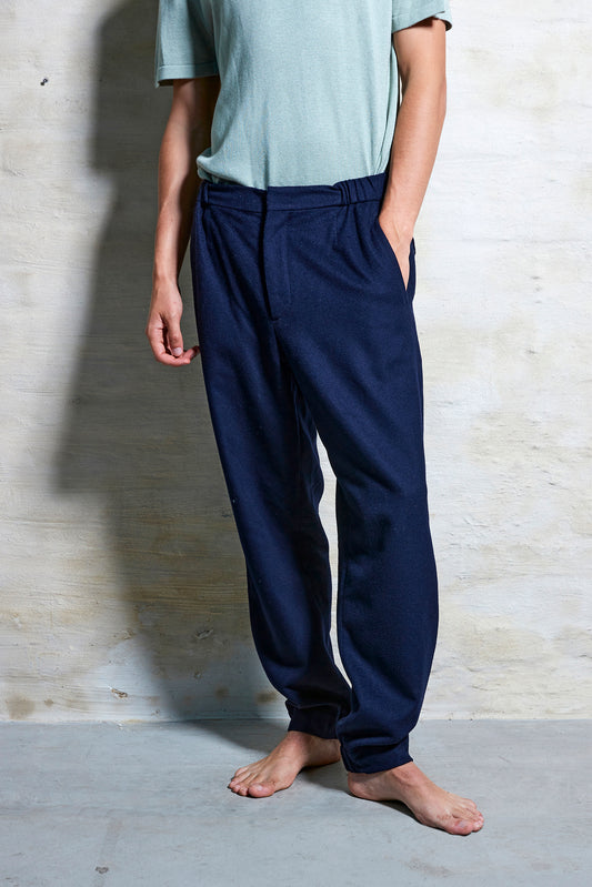 #2316 - Mens Regular Fit Trousers in Merino Wool