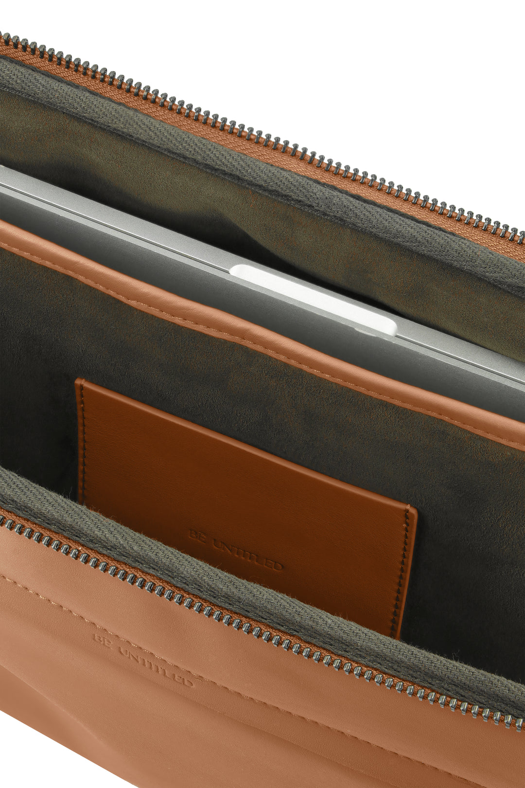 LAPTOP SLEEV COGNAC